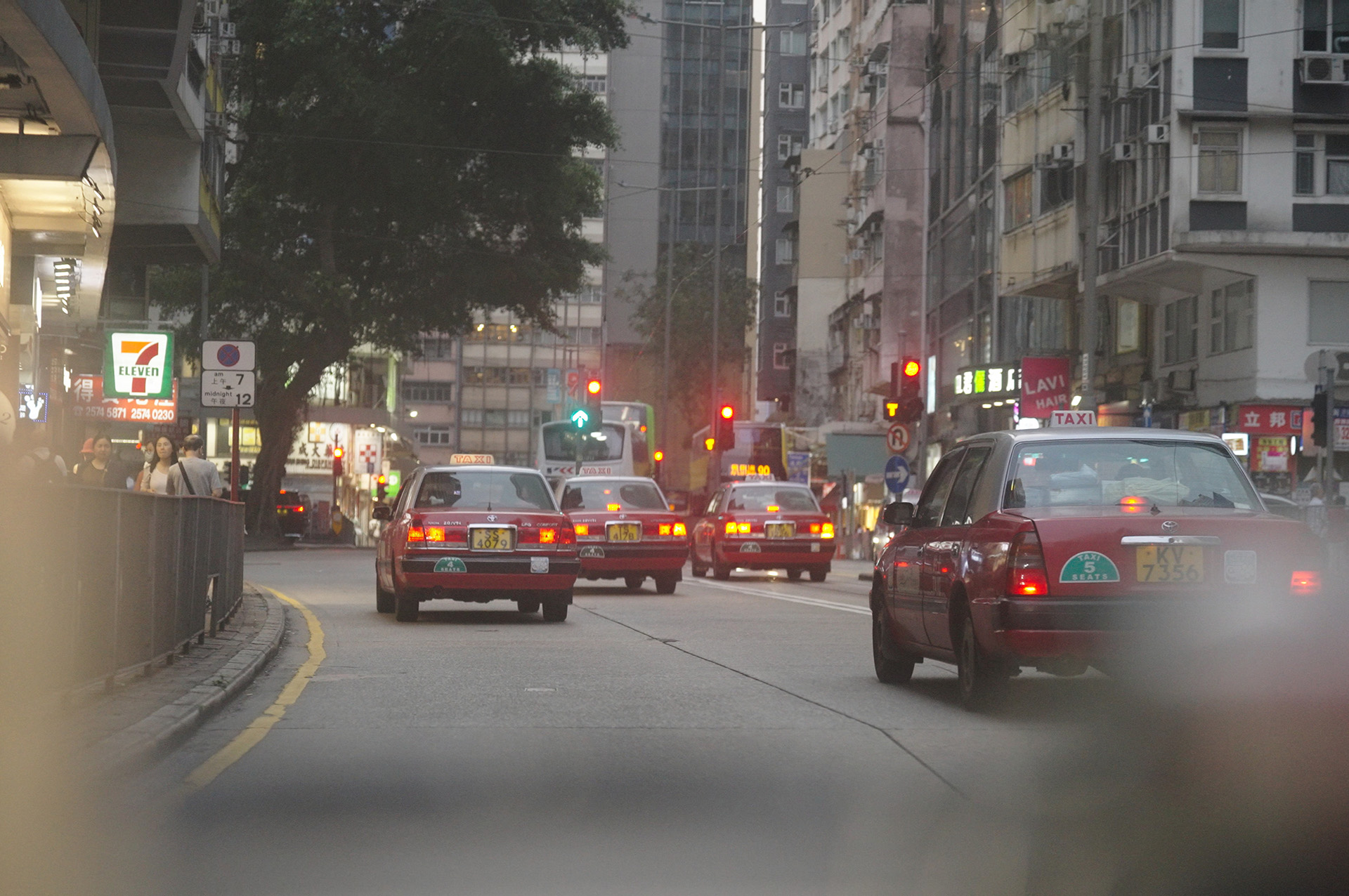 Reilin Joey – SECRET SAUCE V2 – MASTER COLLECTION 热门电影短片调色LUT+节点+练习文件+色彩分级大师班(中文字幕)（13085）