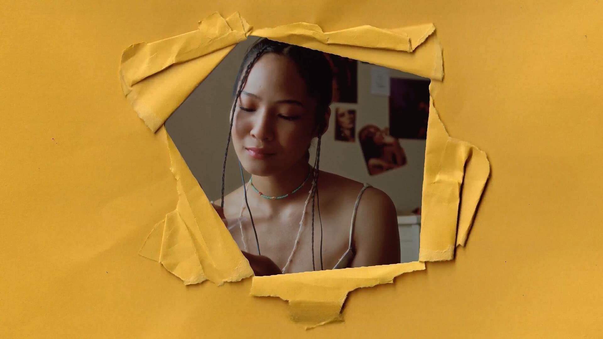 PR模板：创意撕纸孔洞打开转场过渡（13873）