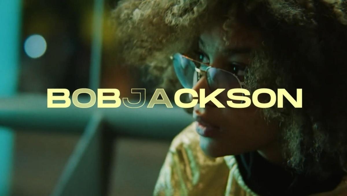 FCPX插件：复古VHS美学故障视差风格动品牌宣传文字转场效果开场片头 支持横竖屏（13468）