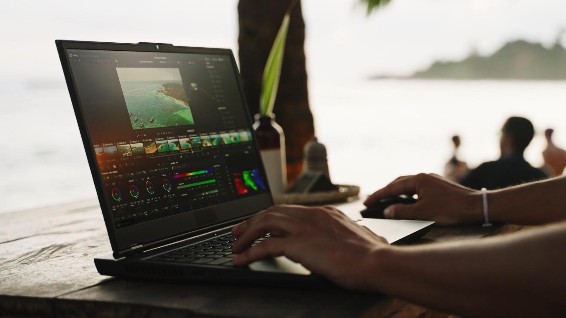 大师课程：Casey Faris达芬奇短片剪辑、色彩、视觉特效和声音设计视频课程+项目文件 中文字幕 Casey Faris Make A Film in DaVinci Resolve（13514）