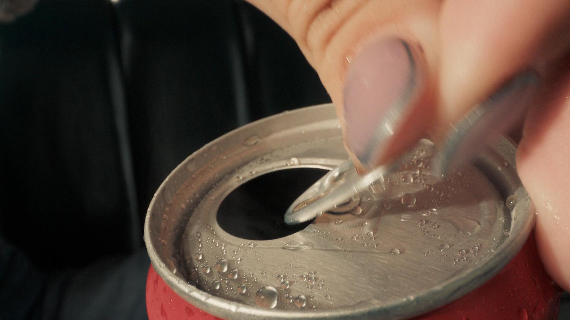 音效：14个常用罐装/瓶装碳酸饮料打开、倒出、冒泡、嘶嘶、拧瓶盖短片剪辑音效素材（13363）