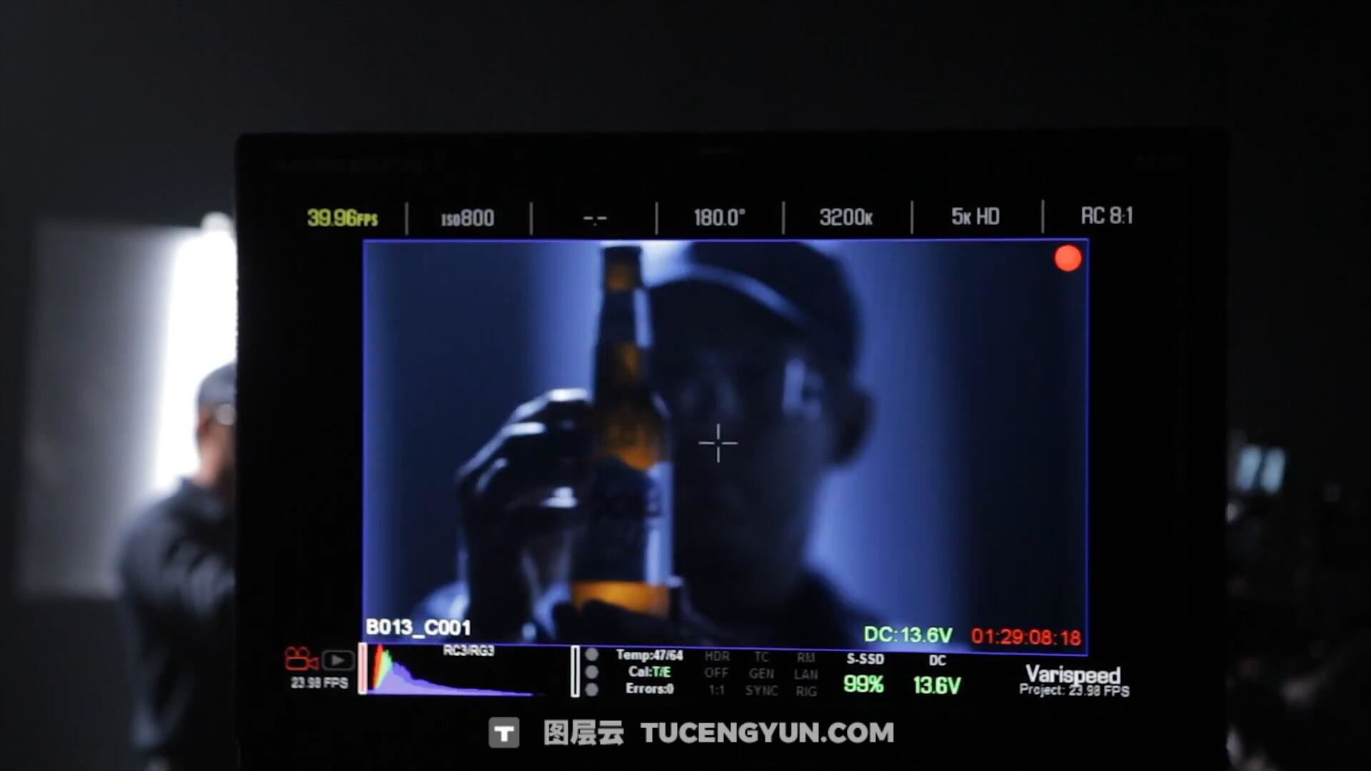 大师课程：商业级啤酒广告打光、摄影视频课程 中文字幕 Filmmakers Academy – How To Shoot a Beer Commercial（13344）