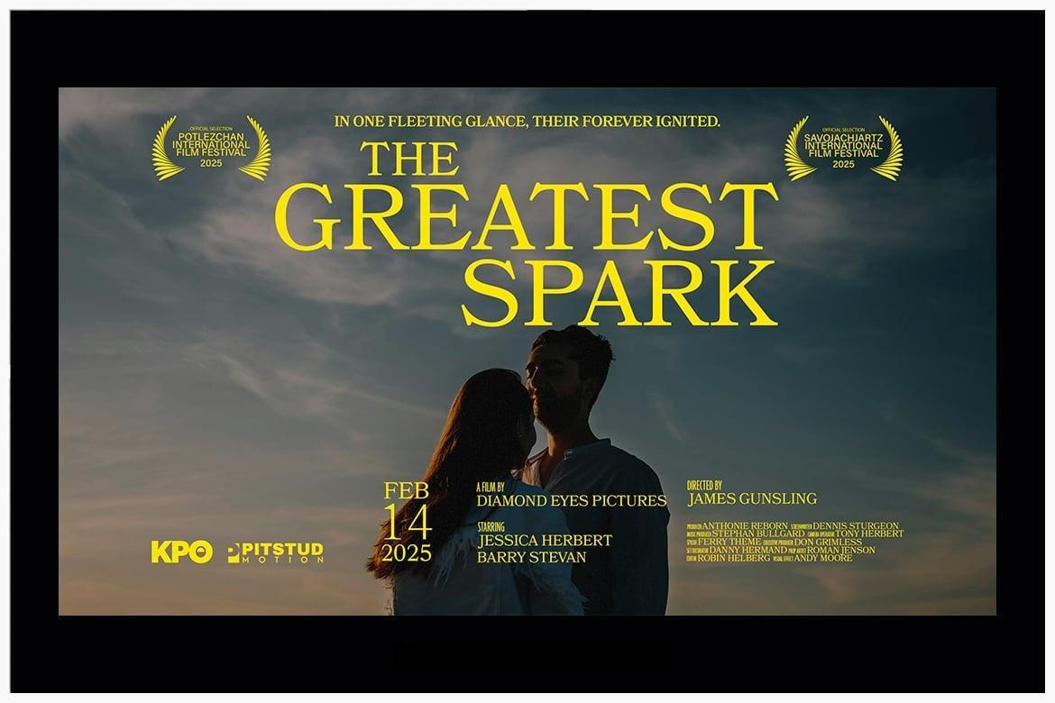 44个大胆电影美学梦幻、浪漫、科幻、惊悚海报电影预告片4K封面海报文字标题排版PSD模板（13883）