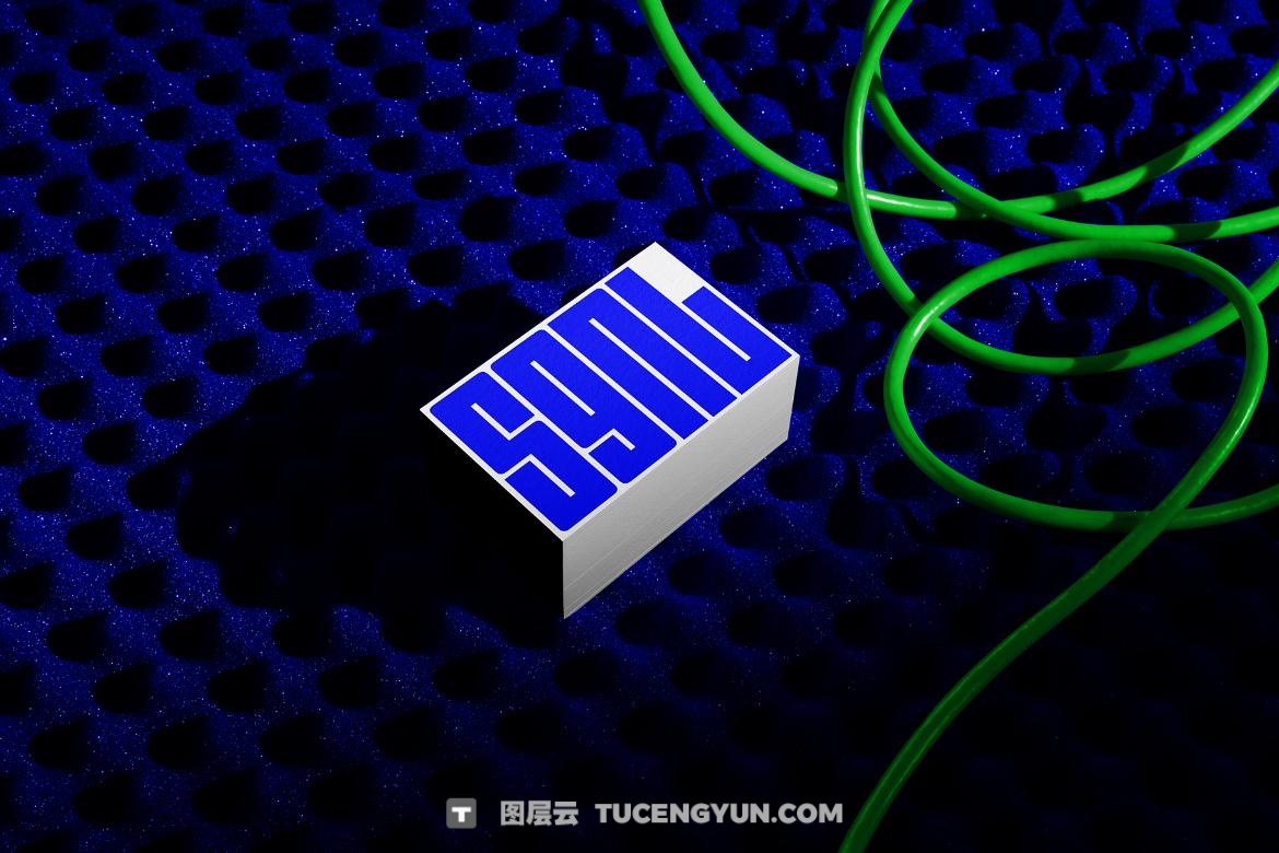 31个暗色质感企业VI文创品牌T恤手机电脑手提袋帆布袋名片海报设计展示PSD套装 SGNL Branding Mockups（13362）