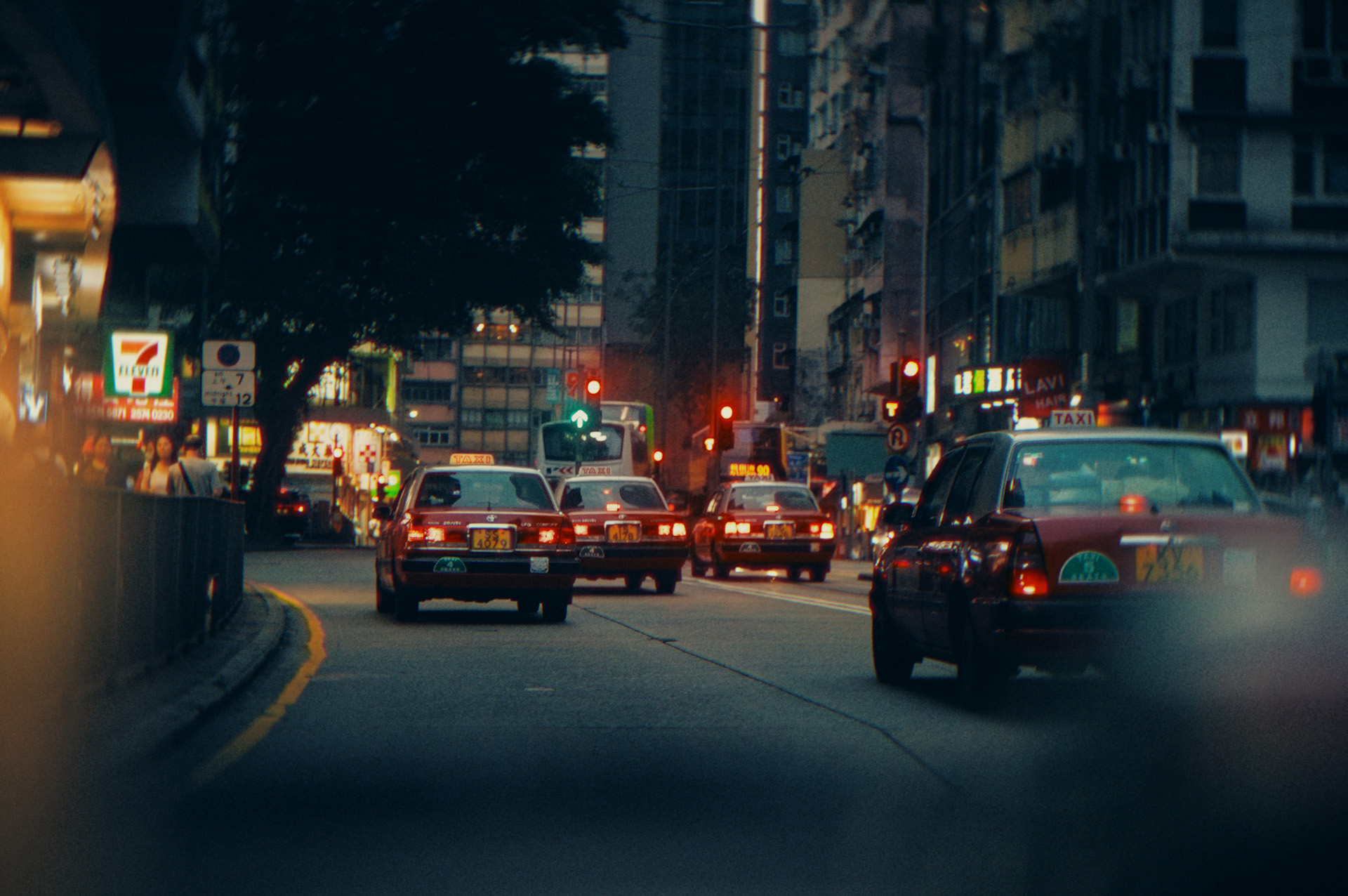 Reilin Joey – SECRET SAUCE V2 – MASTER COLLECTION 热门电影短片调色LUT+节点+练习文件+色彩分级大师班(中文字幕)（13085）