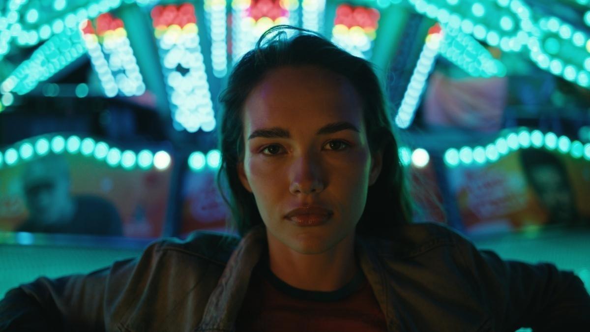 达芬奇插件：好莱坞顶级电影胶片色彩、颗粒、光晕、仿真模拟效果插件+PowerGrades+中文字幕视频教程 Genesis for DaVinci WIN/MAC（13432）