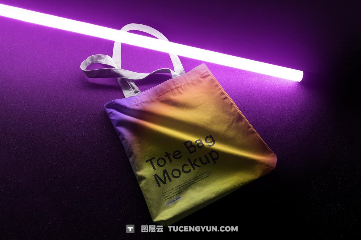 31个暗色质感企业VI文创品牌T恤手机电脑手提袋帆布袋名片海报设计展示PSD套装 SGNL Branding Mockups（13362）