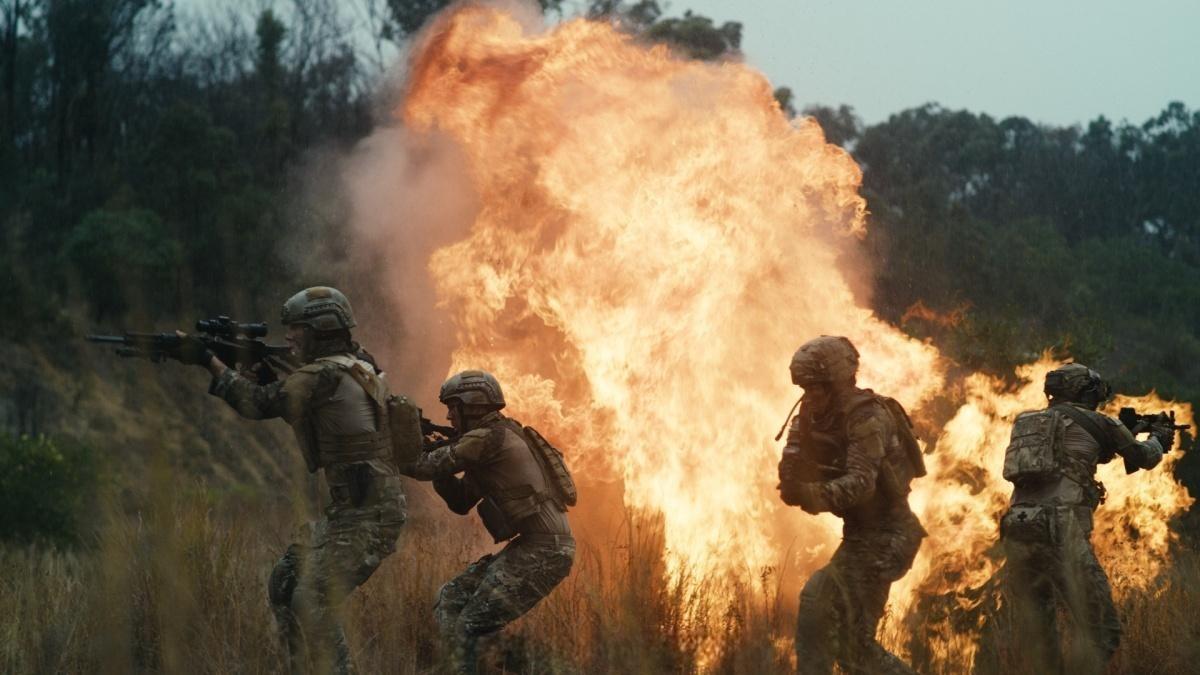 达芬奇插件：好莱坞顶级电影胶片色彩、颗粒、光晕、仿真模拟效果插件+PowerGrades+中文字幕视频教程 Genesis for DaVinci WIN/MAC（13432）