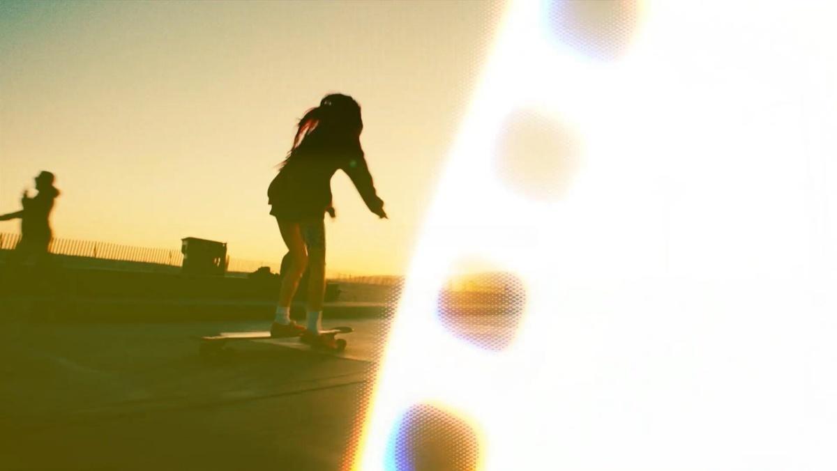 达芬奇模板：15个复古老式电影美学胶卷燃烧边框遮罩闪白损坏4K转场效果模板+音效（13164）