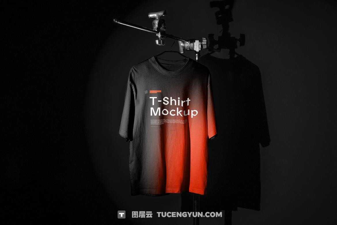 31个暗色质感企业VI文创品牌T恤手机电脑手提袋帆布袋名片海报设计展示PSD套装 SGNL Branding Mockups（13362）