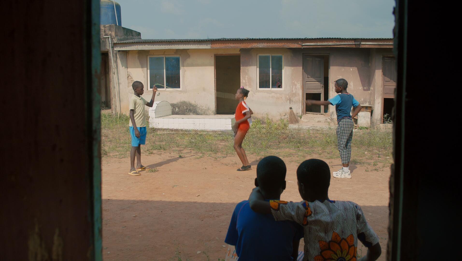 Artlist 14个热门商业广告短片摄像机实拍LOG/RAW原始灰片调色练习片段视频素材（13236）