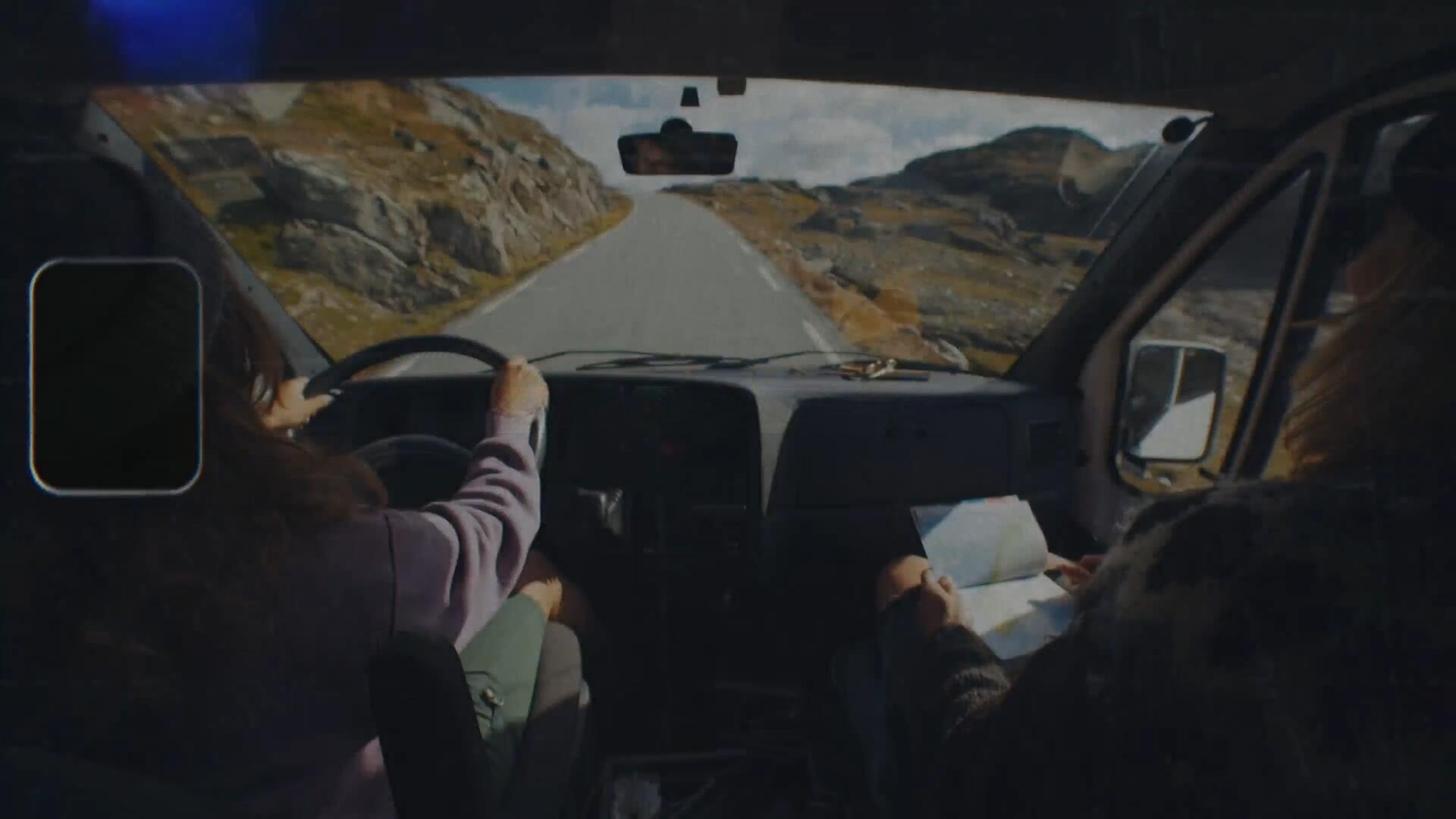 达芬奇模板：20个复古16mm彩色胶片漏光叠加纹理转场过渡（13563）