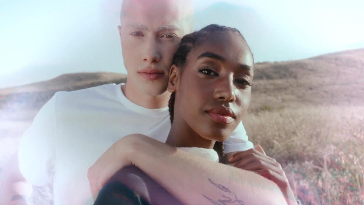 PR/达芬奇模板：12个复古浪漫梦幻镜头闪烁双重曝光棱镜折射视觉效果包（12165）