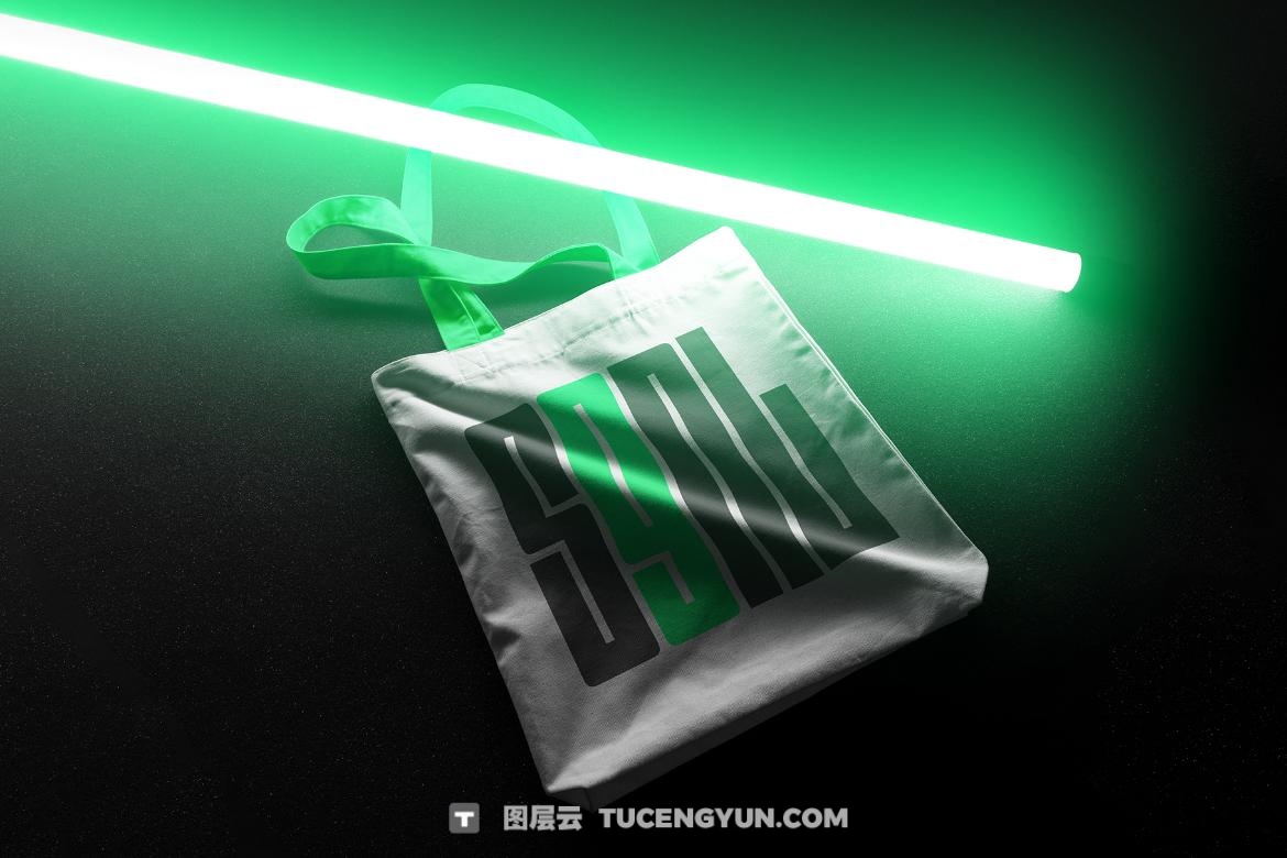 31个暗色质感企业VI文创品牌T恤手机电脑手提袋帆布袋名片海报设计展示PSD套装 SGNL Branding Mockups（13362）