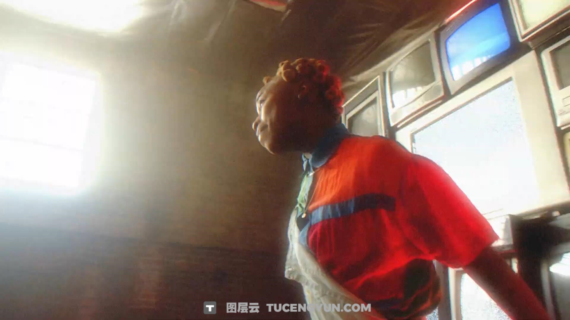 达芬奇预设：50种全新科技故障失真复古艺术视觉短片剪辑叠加特效插件 MotionVFX – mRestyle 2（13862）