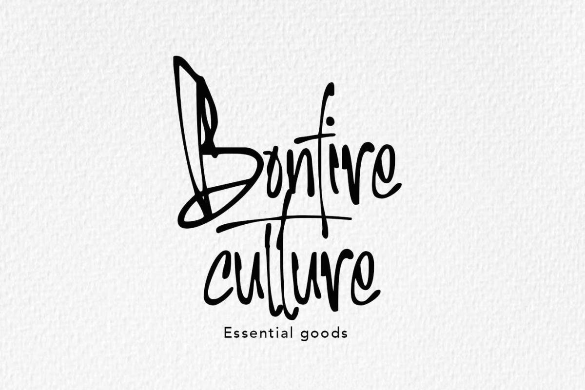 英文字体：大胆真实潇洒笔迹模拟优雅魅力连笔标题排版logo手写字体 Aerial Perspective（12980）