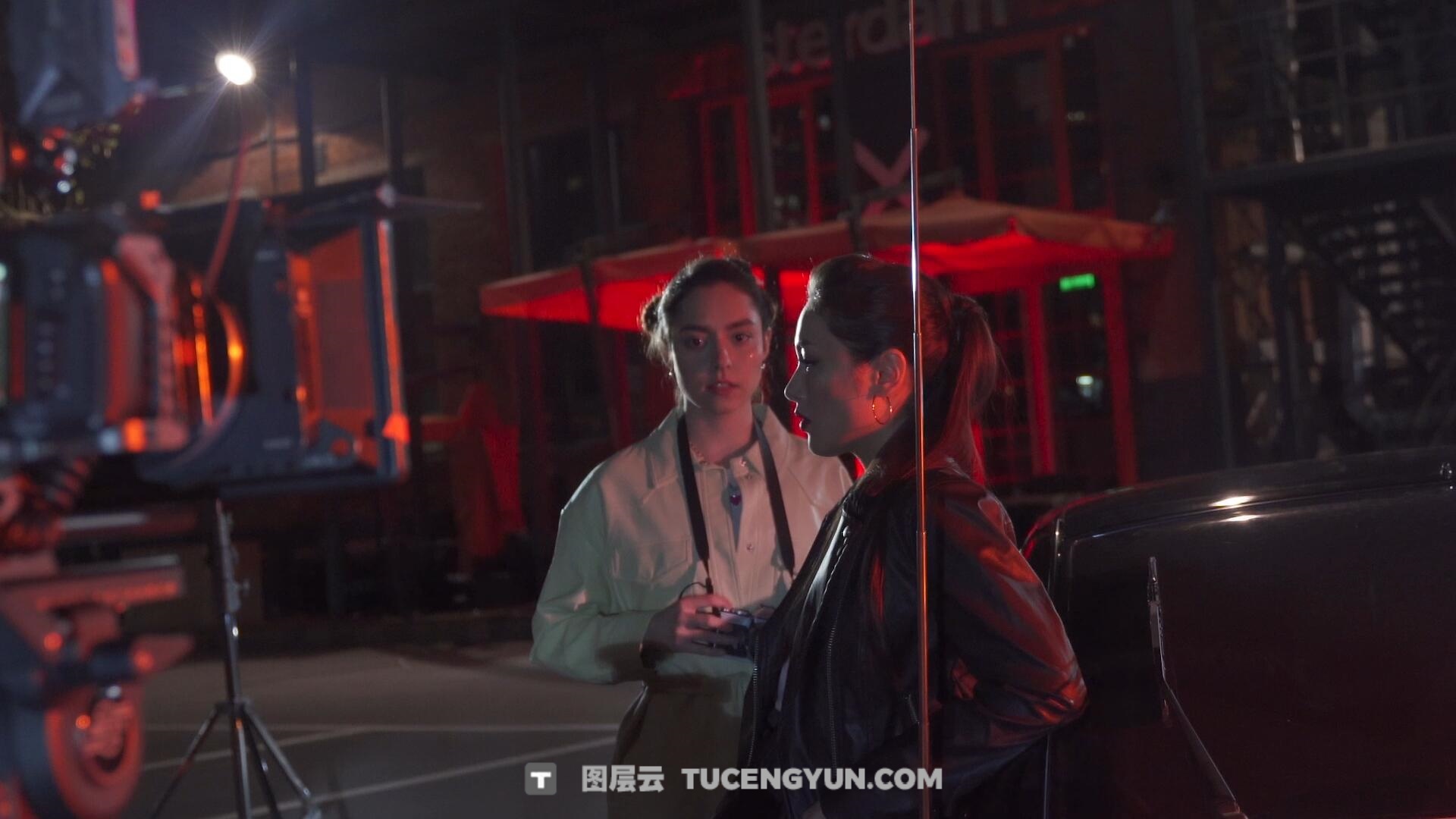 大师课程：好莱坞商业电影级灯光和布景设计视频课程 中文字幕 Andbery – Mastery of Lighting and Set Design（13973）