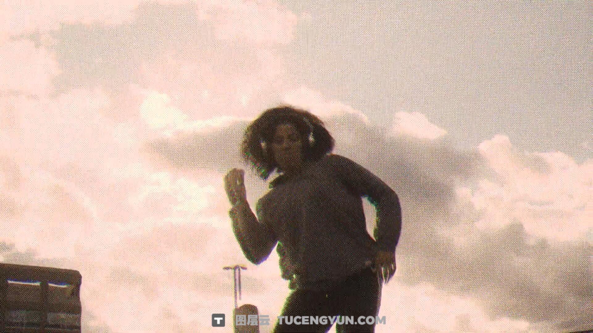 达芬奇预设：50种全新科技故障失真复古艺术视觉短片剪辑叠加特效插件 MotionVFX – mRestyle 2（13862）