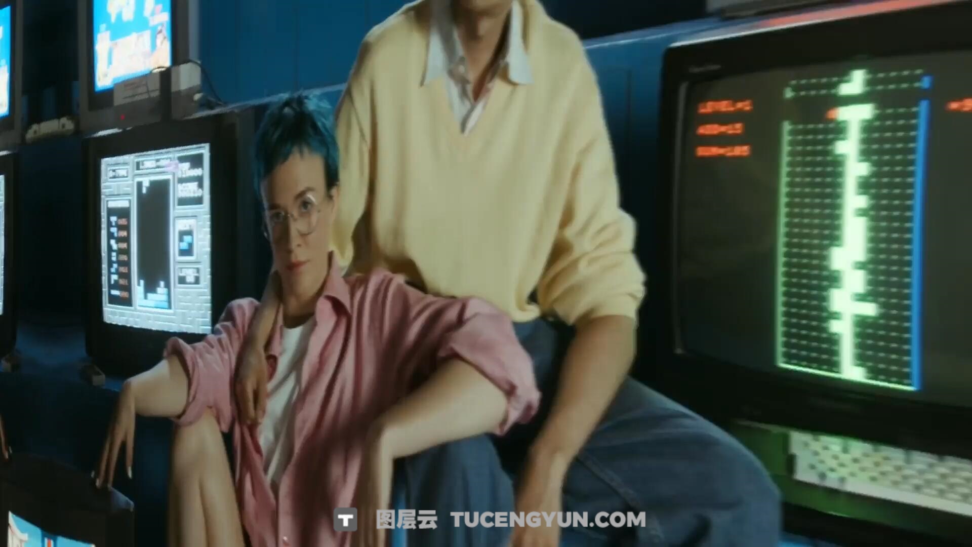 FCPX插件：12种极限深度动感镜头画面3D透视无缝转场过渡+音效（13917）